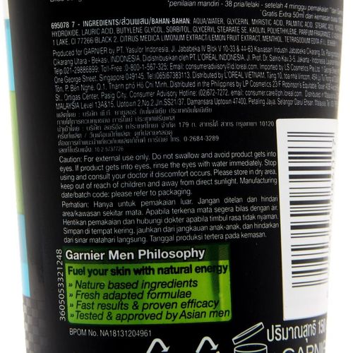 GARNIER - Men Turbo Light Oil Control Anti-Blackheads Brightening Icy Scrub