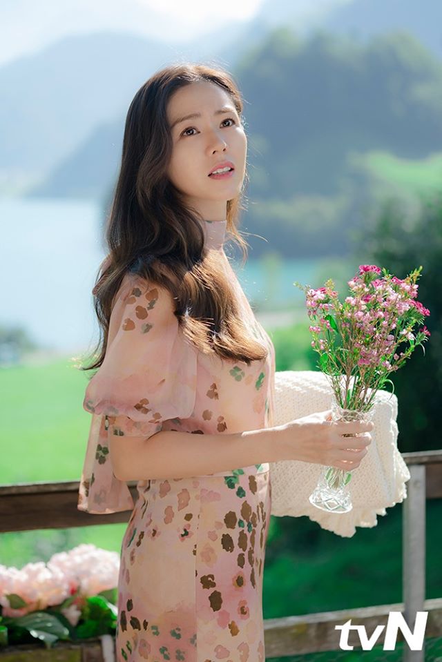 Son Ye jin skincare