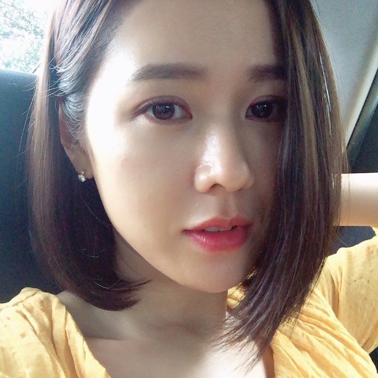 Son Ye jin skincare