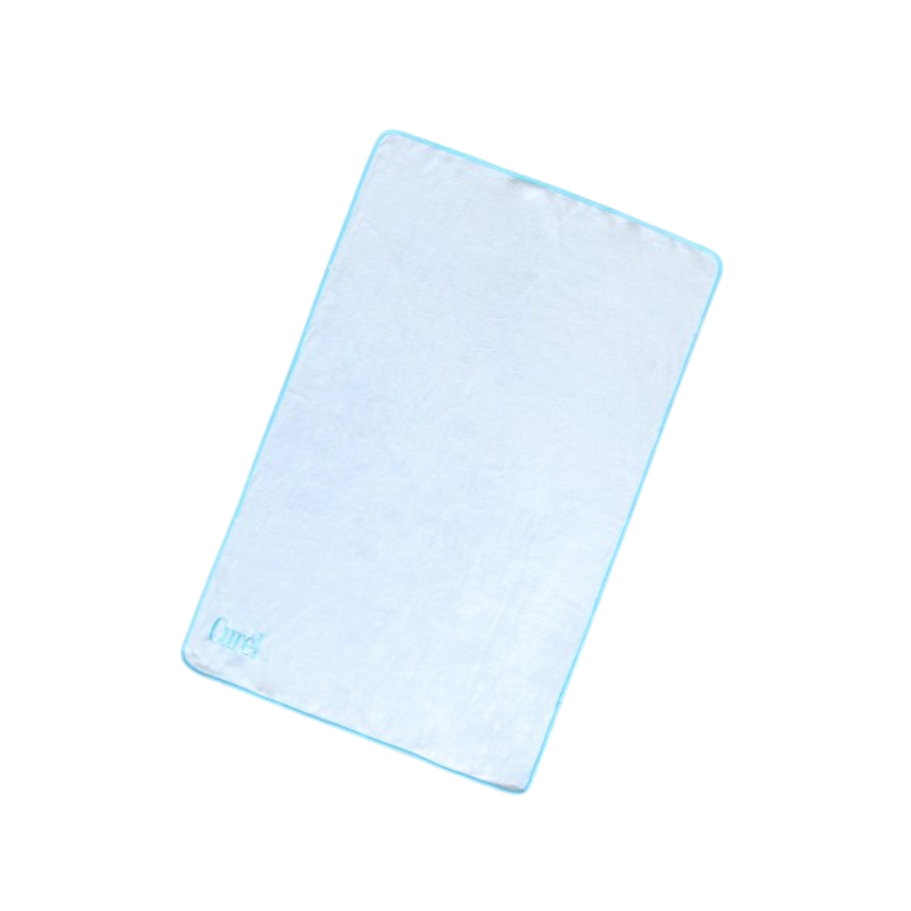 เมื่อซื้อผลิตภัณฑ์ Curel ครบ 1,300 บาท (หลังหักส่วนลด) รับฟรี Curel blanket 1 ชิ้น