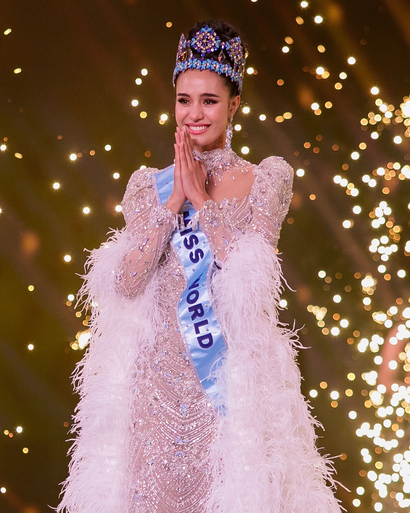 opal-suchata-miss-world-2025